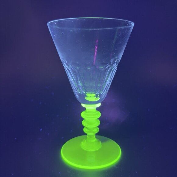 Seneca Theodule Clear Top Green Uranium Stem Optic Cut Top Goblet Cup Single VTG - Picture 1 of 14